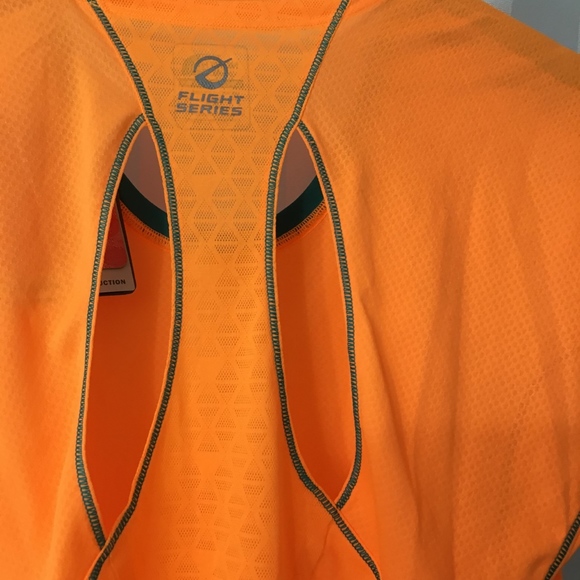 The North Face Women's T-Shirt, Size M - Picture 4 of 4